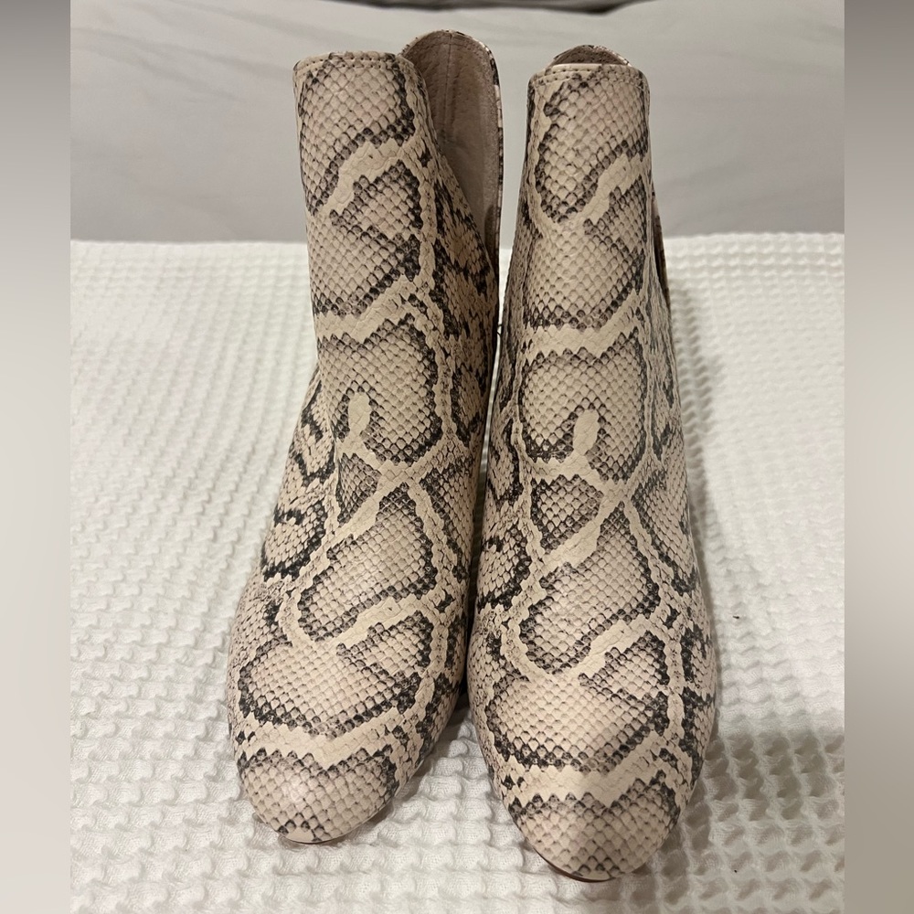 Brand new Steve Madden snake skin bootie heels